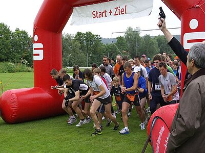 Start beim Landkreislauf Start beim Landkreislauf
