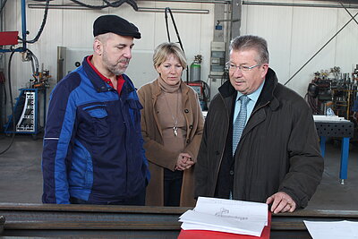 „Dialog mit der Wirtschaft” bei Grillenberger in Oberasbach „Dialog mit der Wirtschaft” bei Grillenberger in Oberasbach