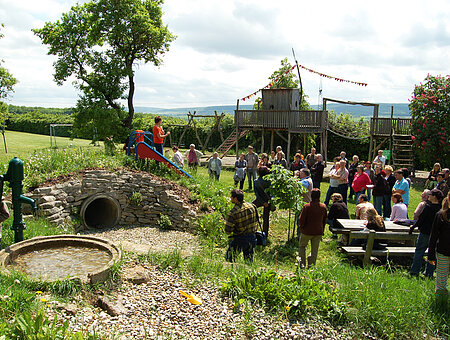 Auf dem Spielplatz in Gundelsheim