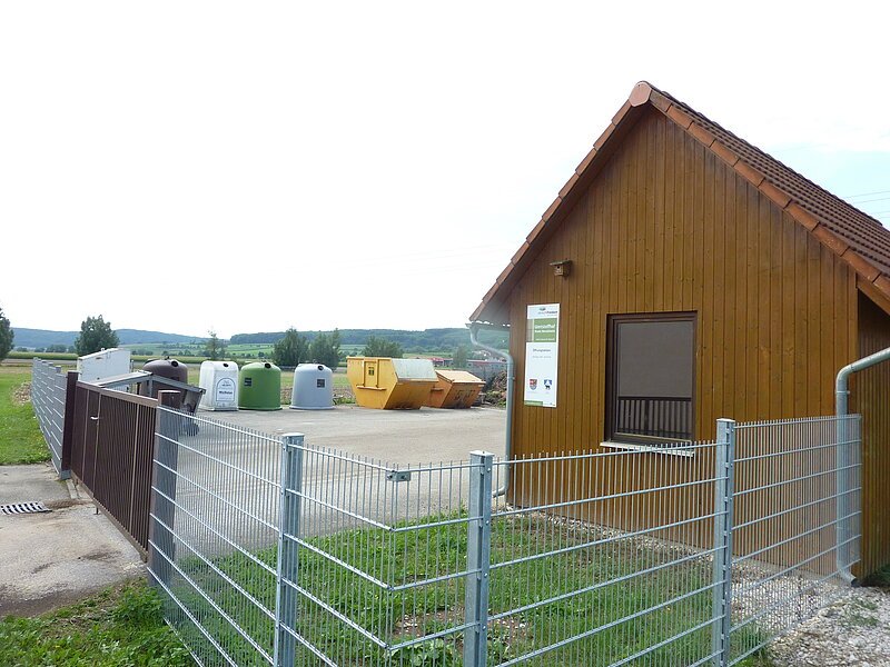 Wertstoffhof in Markt Berolzheim. Annahme von Wertstoffen.
