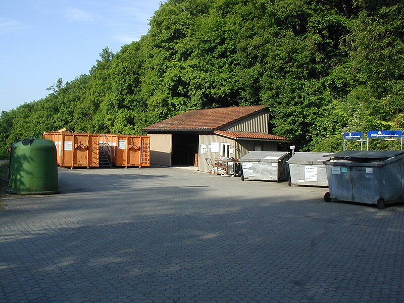 Kommunale Abfallwirtschaft Wertstoffhof in Pappenheim mit Wertstoffannahme.