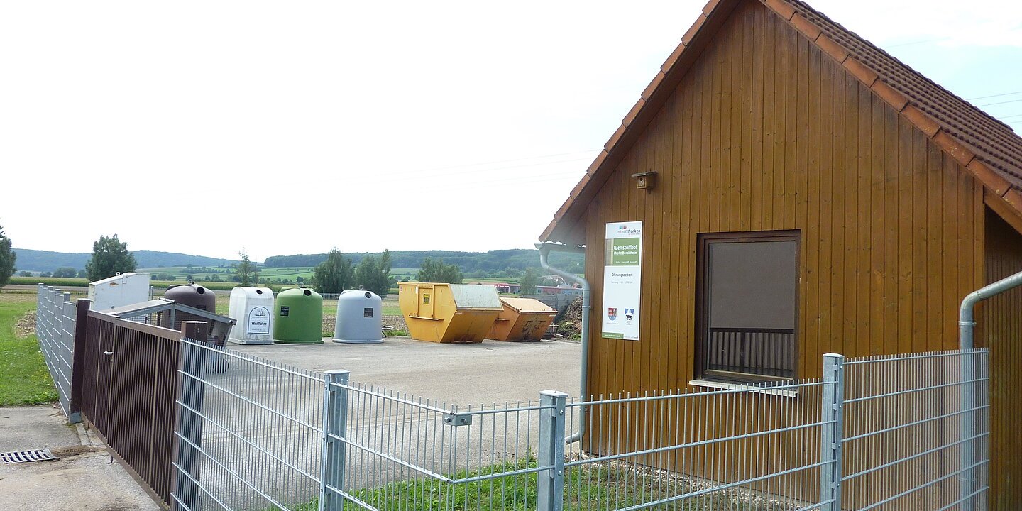 Wertstoffhof in Markt Berolzheim. Annahme von Wertstoffen.