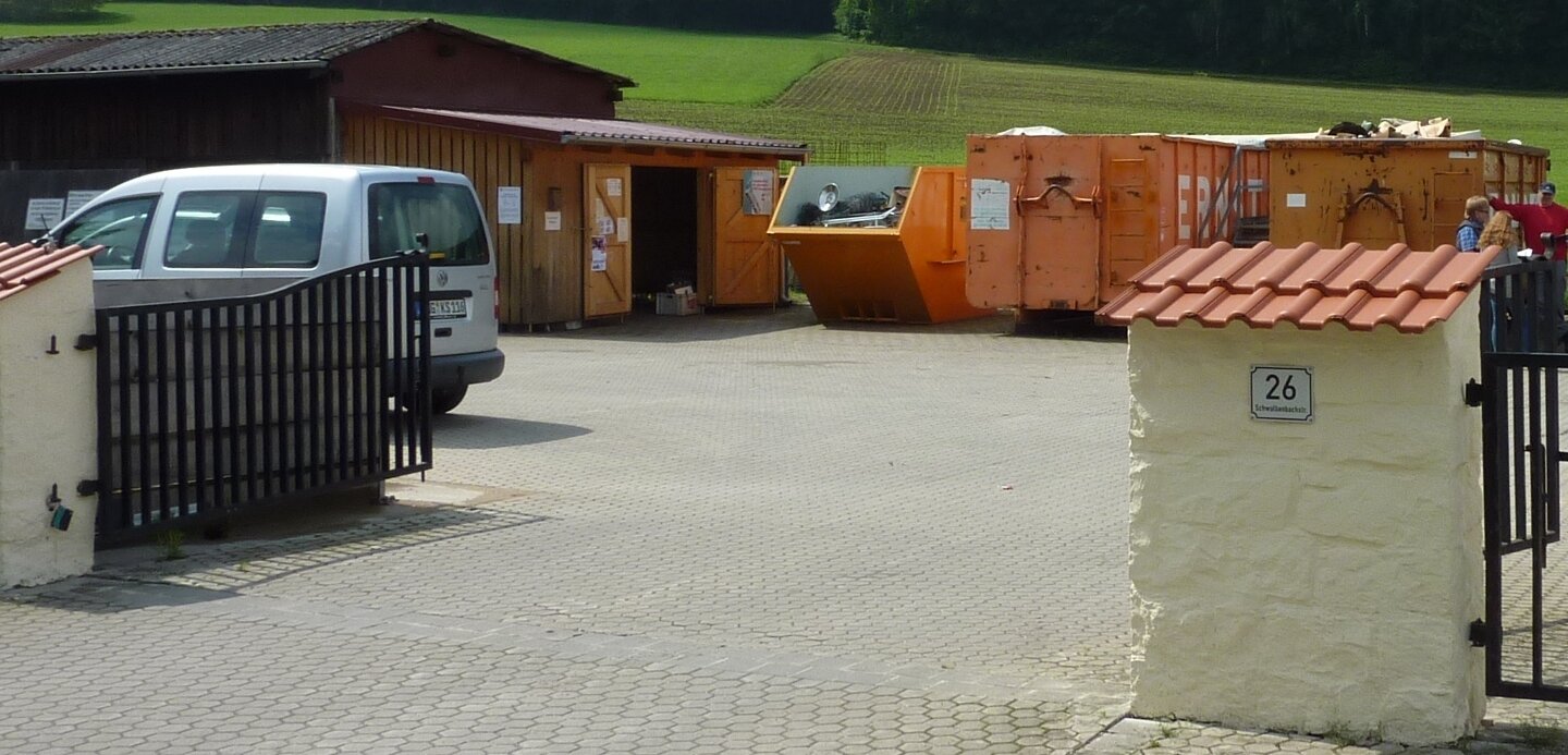 Wertstoffhof in Polsingen. Annahme von Wertstoffen