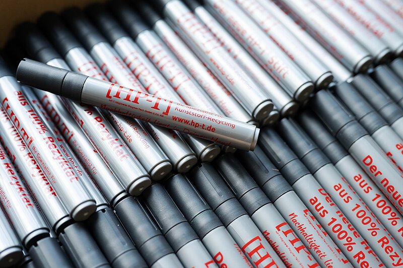 Höglmeier Polymer-Tech - Stifte aus recyceltem Kunststoff